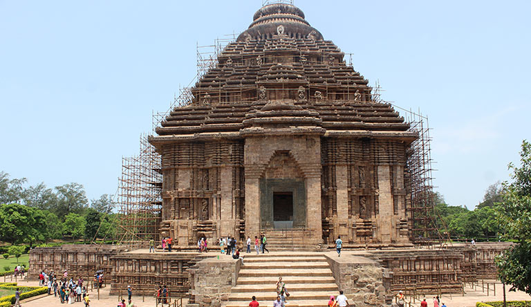 konark-puri-temple-bhubaneswar-orrisa-india.jpg