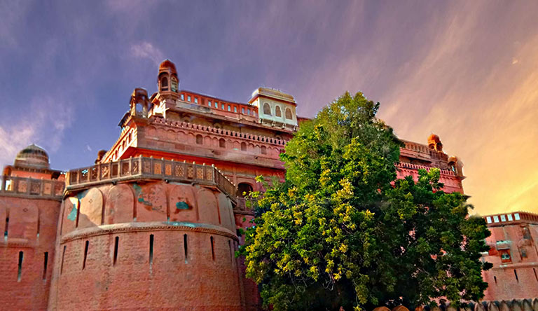 junagarh-fortduring-sunset-bikaner-rajasthan-india