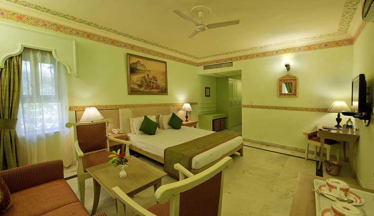 Fort-Rajwada-Jaisalmer-Deluxe-Room