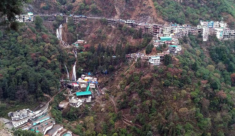 kempty-waterfall-mussorie-uttarakhand-india