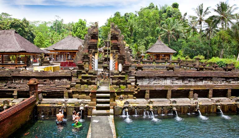 pura-tirta-mpu-bali-indonesial.jpg