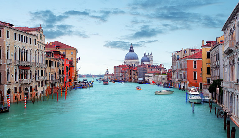 canal-grande-with-basilica-venice-italy.jpg