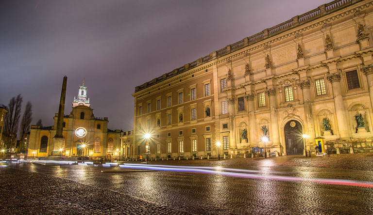 royal-palace-stockholm-sweden