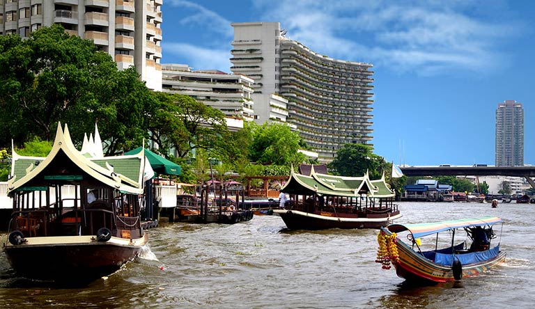 chao-phraya-river-cruise-bangkok-thailand