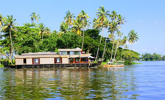 Kumarakom Family Packages